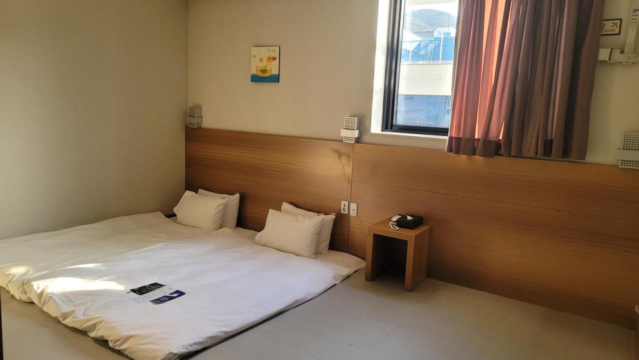 Benikea Hotel Yangsan Exterior foto